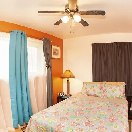 Tiga Bed And Breakfast-3
